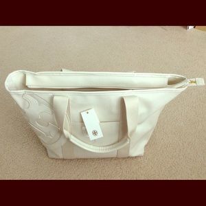 NWT - Tory Burch large white tote with zipper